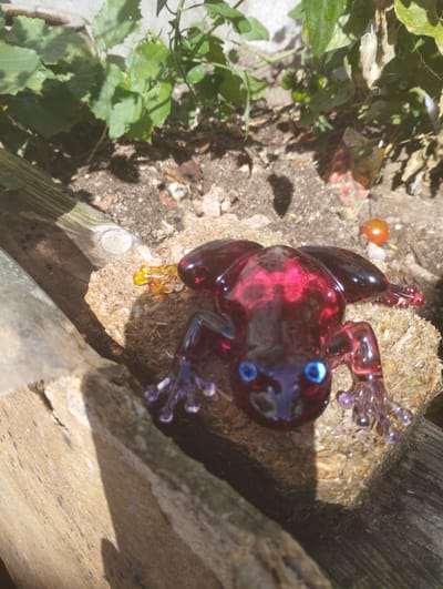 Grenouille décorative en résine époxy faite main – Décoration artisanale