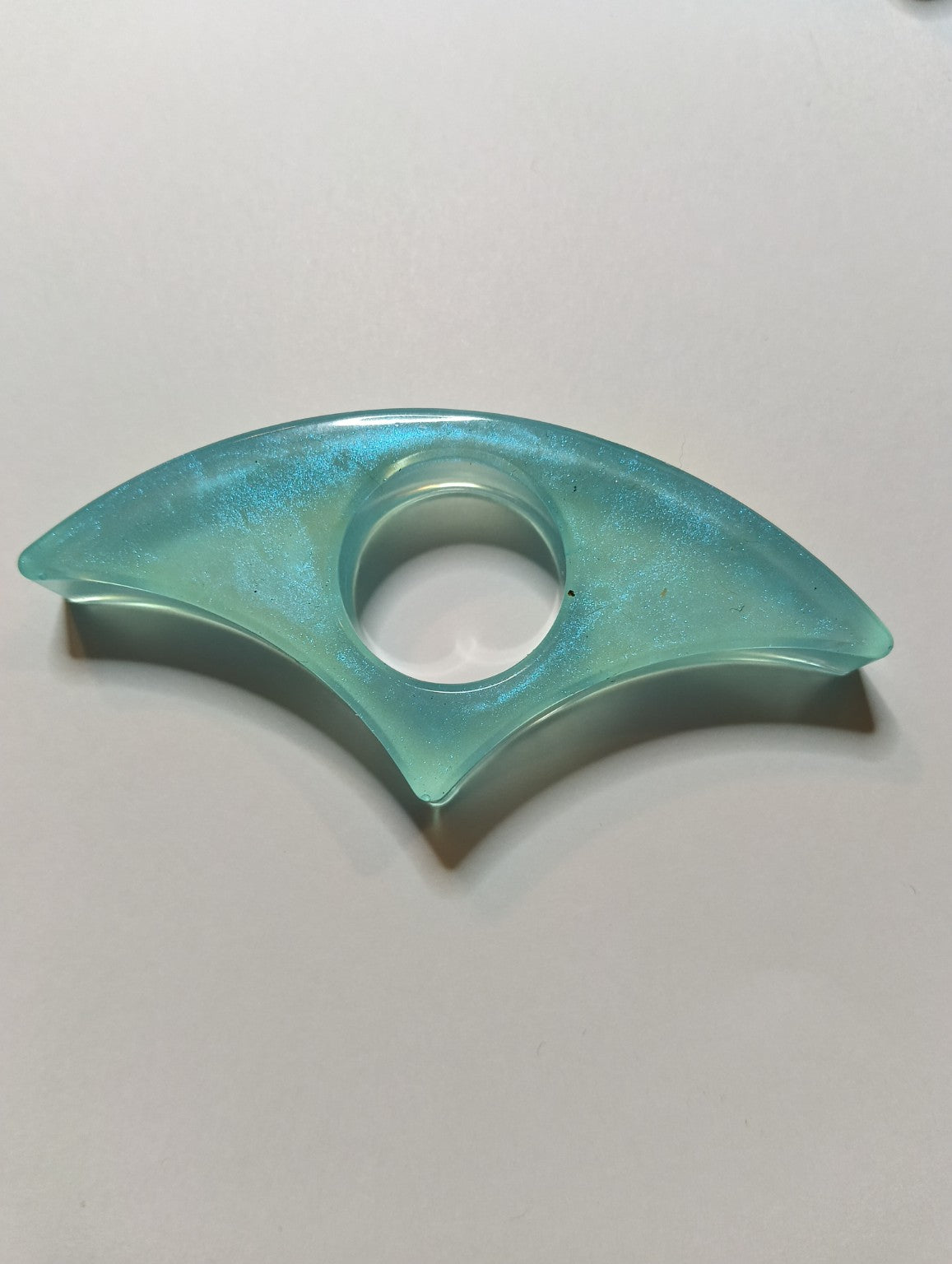Bague de lecture en résine époxy turquoise, vue de dessus