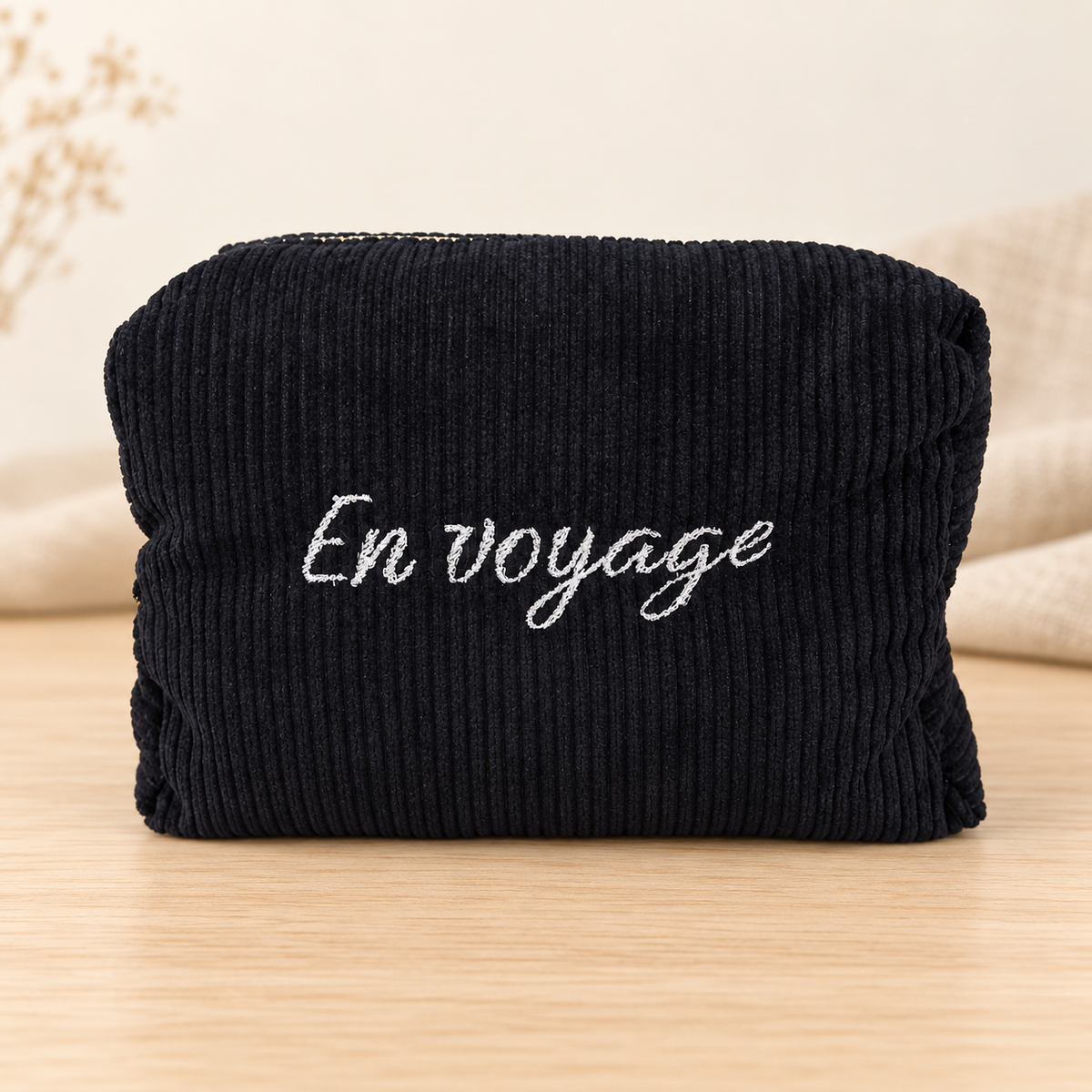 Petite trousse artisanale en velours côtelé personnalisable