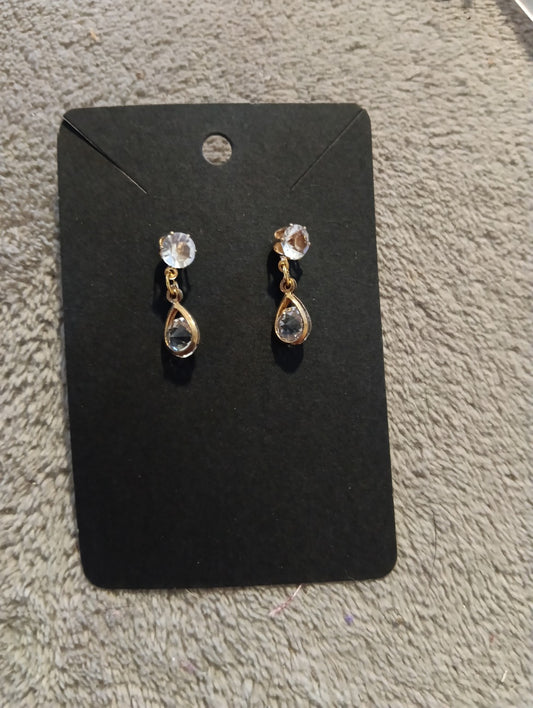 Boucles d’oreilles strass et goutte cristal