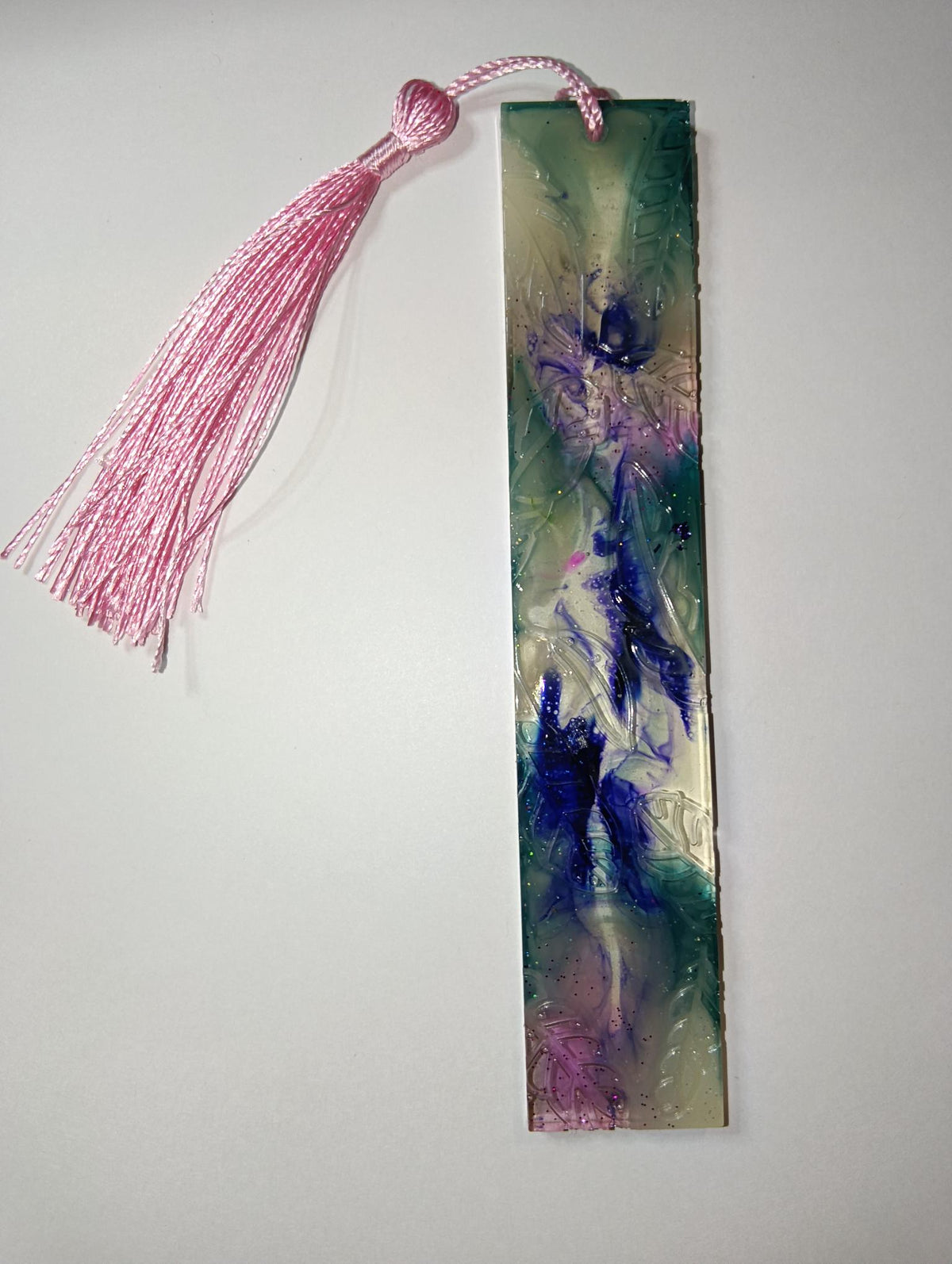 01 – Aquarelle bleu vert violet, pompon rose