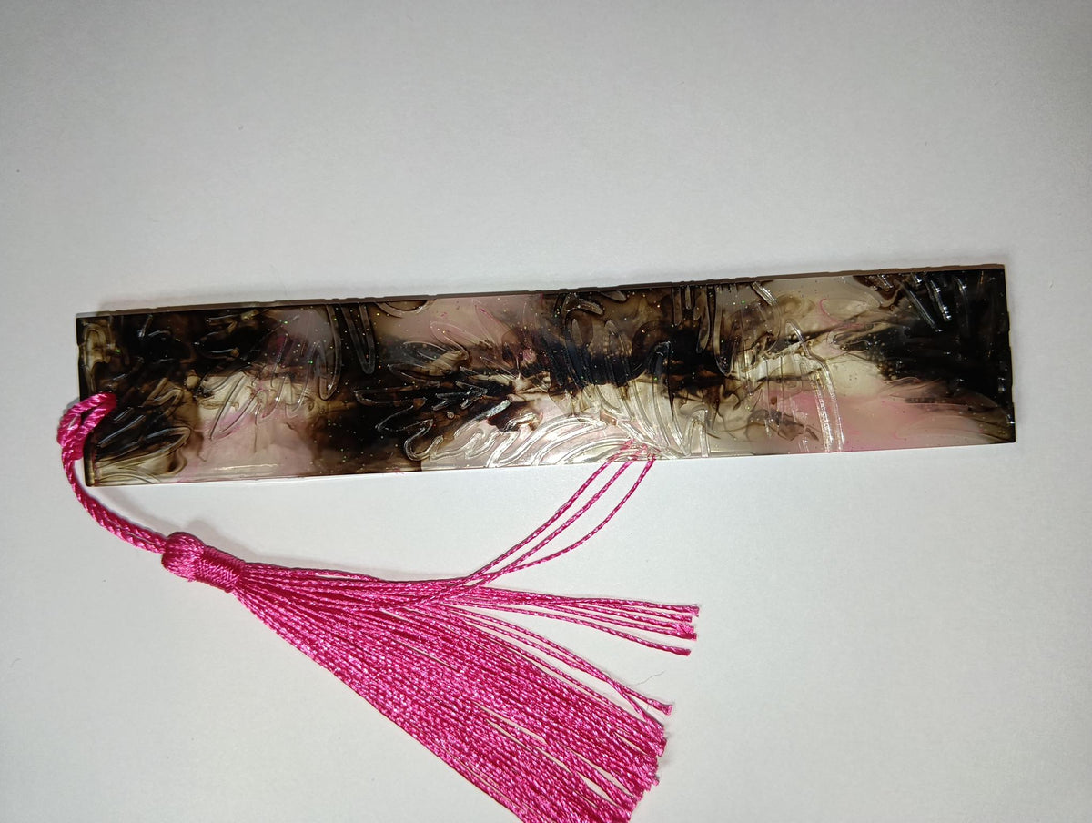03 – Rose violet marbré, autre face fumée noir et rose